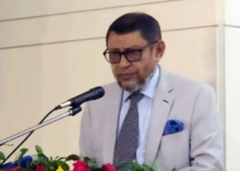 আমাকে বিএনপি হিসেবে ট্রিট করবেন না, আমি একজন মুক্তিযোদ্ধা: স্বাস্থ্যমন্ত্রী