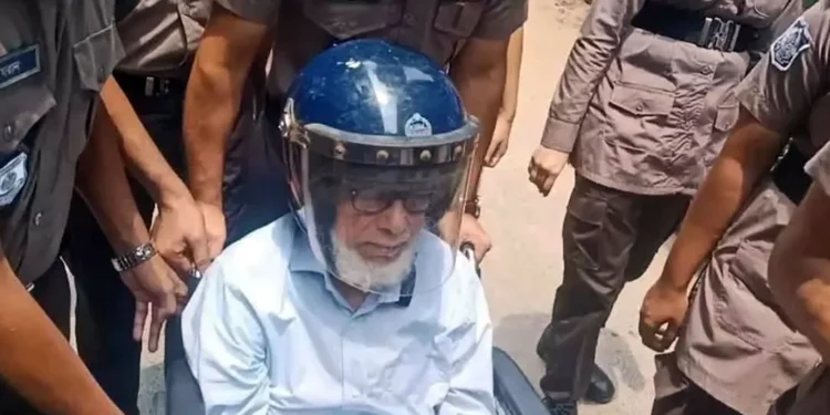 এবার বিস্ফোরক আইনের মামলায় গ্রেপ্তার সাবেক প্রধান বিচারপতি খায়রুল হক