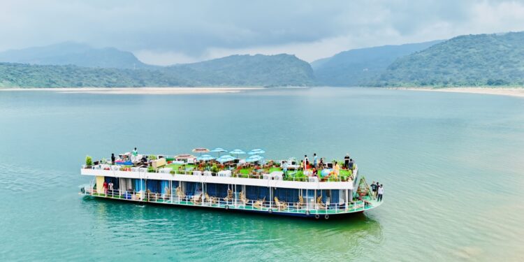 সুনামগঞ্জে পর্যটক পরিবহনে সতর্কতা জারি
