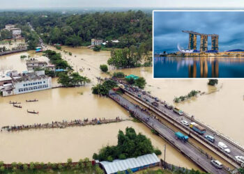 বাংলাদেশের ‘সিঙ্গাপুর’ বন্দরনগর চট্টগ্রাম পানিতে ডুবছে