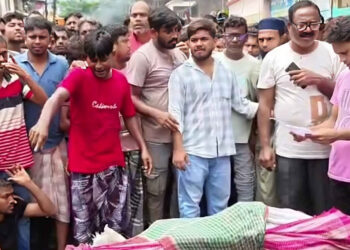 মুসলিম কিশোরীর গণধর্ষণ-হত্যাকাণ্ড আড়ালে ‘জিহাদি’ ট্যাগ, গ্রেপ্তার ৩৮ প্রতিবাদী