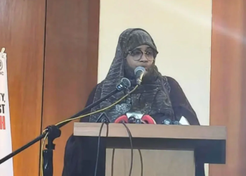 ‘যতক্ষণ পর্যন্ত দাবি না মেনে নেয়, তুমি রাজপথ থেকে আমার লাশ উঠাবা না’