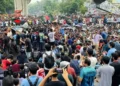 ফিরে দেখা জুলাই বিপ্লব:  পুলিশের বাধা উপেক্ষা করে আন্দোলনে অনড় শিক্ষার্থীরা