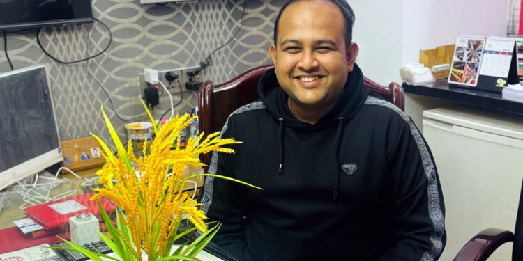 ‘শিক্ষামন্ত্রী’ পদটিকে প্রতি কদম হাঁটতাম আর গালি দিতাম: হামীম