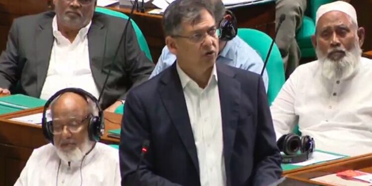 শেখ হাসিনা দেশে ফিরলেই রায় কার্যকর: স্বরাষ্ট্রমন্ত্রী