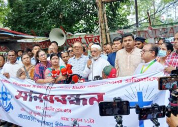 পশ্চিমবঙ্গে সংখ্যালঘুদের ওপর হামলার বিচার চাইলেন বুলু