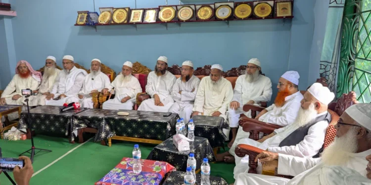 হেফাজতের নেতৃত্বে ৭ ইসলামী দলের বৈঠকে নতুন বার্তা
