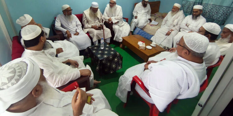 ৭ দলকে জামায়াতের সঙ্গ ছাড়াতে চায় হেফাজত, রাজী নয় কয়েকটি দল