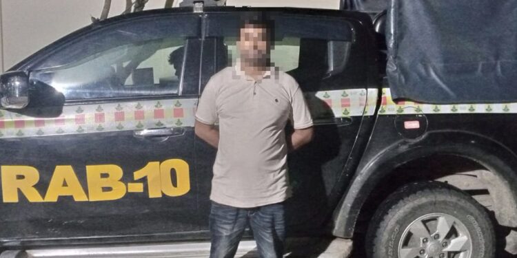 সরকারি কর্মকর্তাদের নামে ভুয়া হোয়াটসঅ্যাপ খুলে প্রতারণা, গ্রেফতার ১
