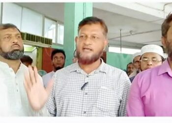 একসঙ্গে ১৭ কর্মকর্তা-কর্মচারীকে বদলি, জামায়াতপন্থিদের সরিয়ে দেওয়ার অভিযোগ