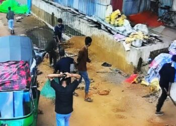আগে ২০ লাখ টাকা চেয়েছিল, পুলিশকে জানানোর পর এখন ৫০ লাখ চাচ্ছে তারা