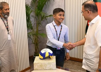 ভুবনভোলানো হাসির সেই তাহসিন এবার প্রধানমন্ত্রীর কার্যালয়ে