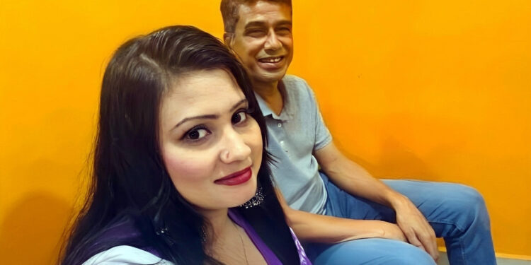 প্রতিমন্ত্রী ফরহাদের সঙ্গে হিন্দু তরুণীর অন্তরঙ্গ ভিডিও ফাঁস নিয়ে তোলপাড়