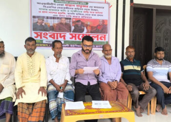 আওয়ামী লীগ থেকে বিএনপিতে যোগ দেওয়া নেতার ভয়ে ঘরছাড়া বিএনপির লোকজন