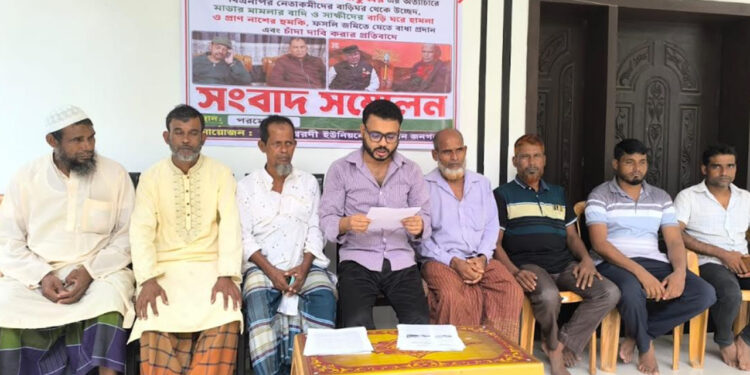আওয়ামী লীগ থেকে বিএনপিতে যোগ দেওয়া নেতার ভয়ে ঘরছাড়া বিএনপির লোকজন