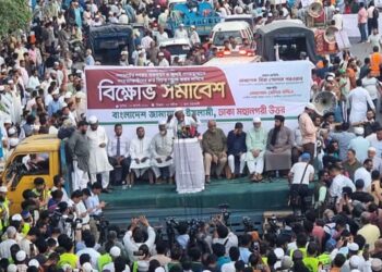 জনগণ আপনাকে স্বাগত জানাতে প্রস্তুত, কীভাবে আসবেন আসেন: শেখ হাসিনাকে পরওয়ার