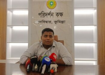 বিরোধী দল দমনে সরকার বলপ্রয়োগের পথই বেছে নিয়েছে: হাসনাত আবদুল্লাহ