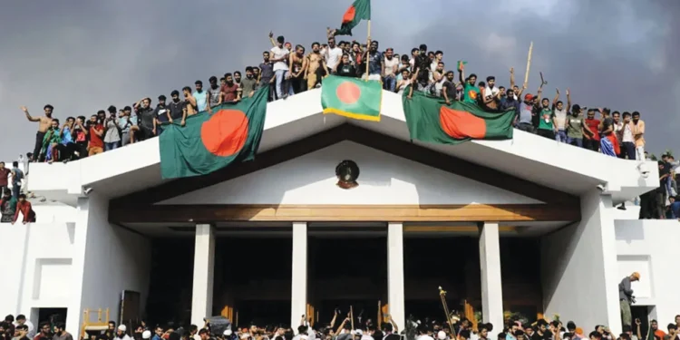 অন্তর্বর্তীকালীন সরকার গঠনের দিন আজ