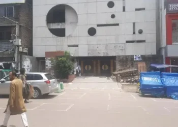 আওয়ামী লীগের নেতারা ভারতে দুই বছর কীভাবে কাটালেন