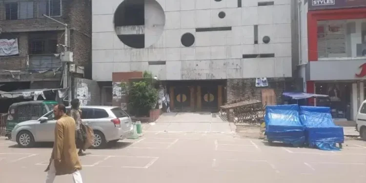 আওয়ামী লীগের নেতারা ভারতে দুই বছর কীভাবে কাটালেন