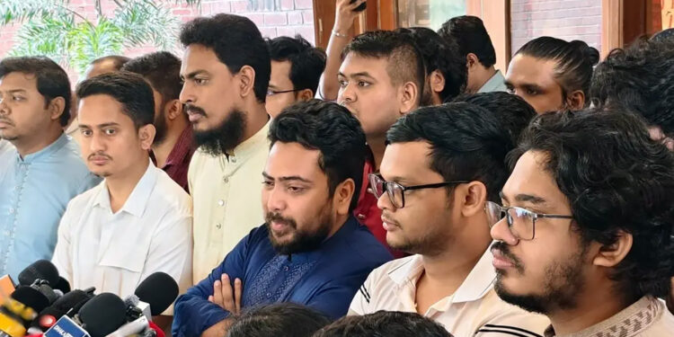 ‘ভারতকে ভয় পেয়েই কি ফেলানী ও মোদিবিরোধী আন্দোলনের ছবি সরানো হয়েছে?’