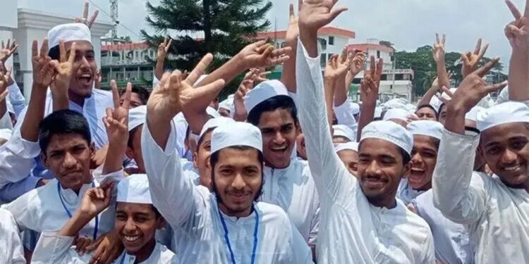 দাখিলে পাশের হার ৫৫.৪৯ শতাংশ, জিপিএ-৫ পেল ৬ হাজার ১৭৬ জন
