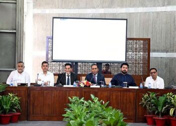 রাষ্ট্রপতি নির্বাচনে দলের বাইরে কাউকে ভোট দিলে সংসদ সদস্য পদ বাতিল: চিফ হুইপ