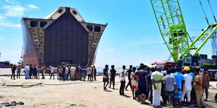 ৯ শ্রমিকের মৃত্যুর কারণ মাত্রাতিরিক্ত হাইড্রোজেন সালফাইডের উপস্থিতি