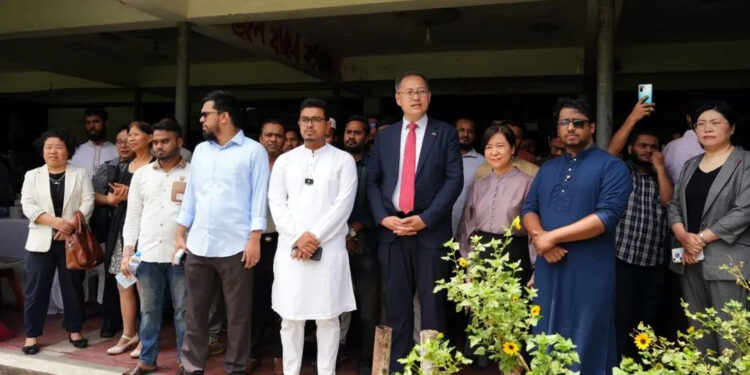 ডাকসুর উদ্যোগে চীনা প্রতিষ্ঠানে ৪৩০ শিক্ষার্থীর কর্মসংস্থানের সুযোগ