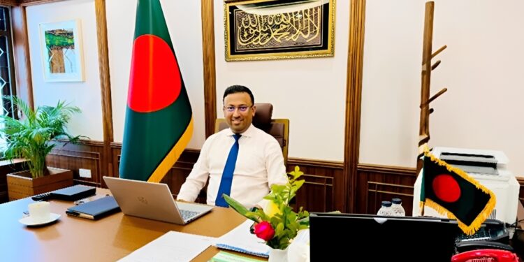 প্রধানমন্ত্রীর ভারত সফর ‘পারস্পরিক আস্থা’ অর্জনের পর: উপদেষ্টা হুমায়ুন কবির