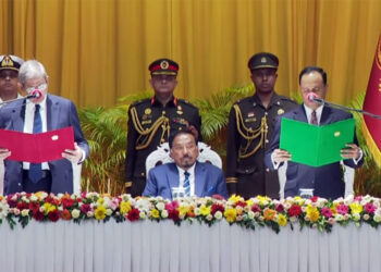 রাষ্ট্রপতি হিসেবে শপথ নিলেন মির্জা ফখরুল ইসলাম আলমগীর