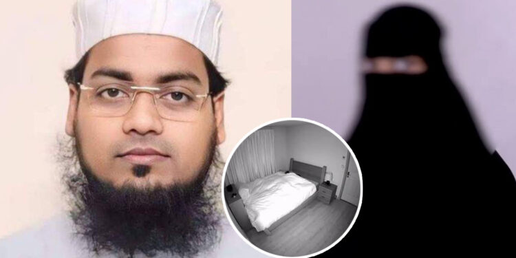 ‘বেডরুমে গোপন ক্যামেরা রেখেছিলেন স্ত্রী, ফুটেজ প্রকাশের ভয় দেখিয়ে ১০ লাখ টাকা দাবি’