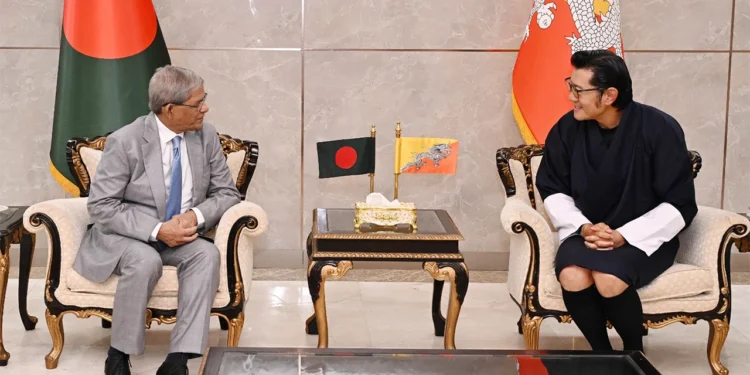 ঢাকায় ভুটানের রাজার যাত্রাবিরতি, রাষ্ট্রপতির সৌজন্য সাক্ষাৎ