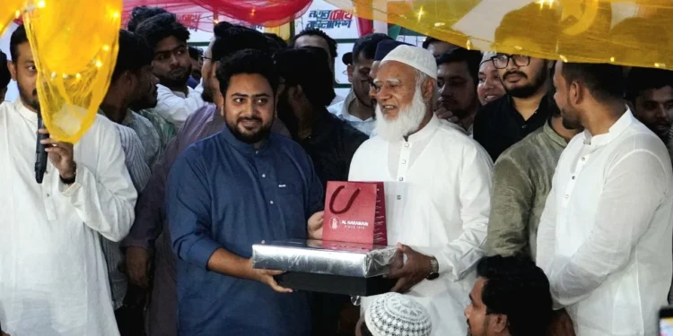 এনসিপি কার্যালয়ে ডা. শফিকুর রহমান, দিলেন রাজনৈতিক ঐক্যের বার্তা