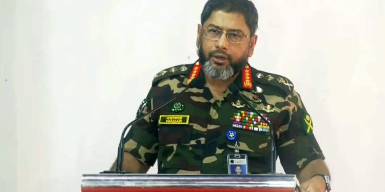 দেশের চাহিদা মিটিয়ে অস্ত্র যাবে বিদেশে: সেনাপ্রধান