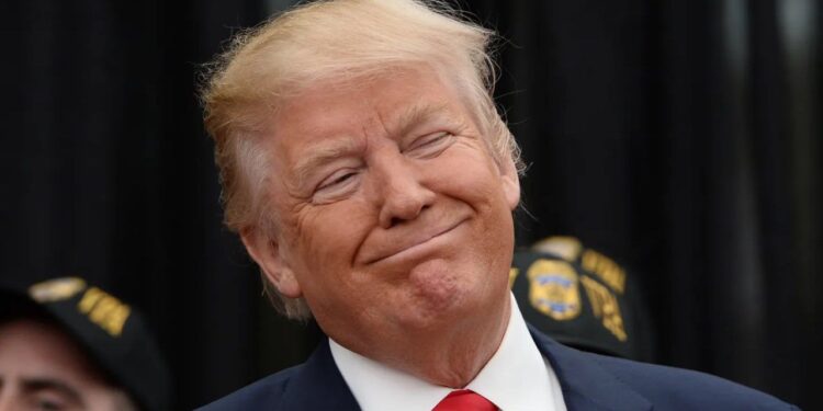 ট্রাম্প নিজেই সিআইএ পরিচালককে গোপন মিশনে মস্কো পাঠিয়েছিলেন