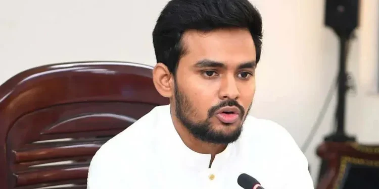আসিফ মাহমুদের বিরুদ্ধে দুর্নীতির অভিযোগ, যা জানাল দুদক