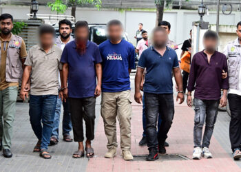 বনানীতে ডাকাতির প্রস্তুতি, র‍্যাবের ডগ স্কোয়াড সদস্যসহ গ্রেপ্তার ৫