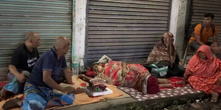 কলকাতায় হোটেল সংকট, ক্যান্সার রোগী নিয়ে রাস্তায় বাংলাদেশিরা