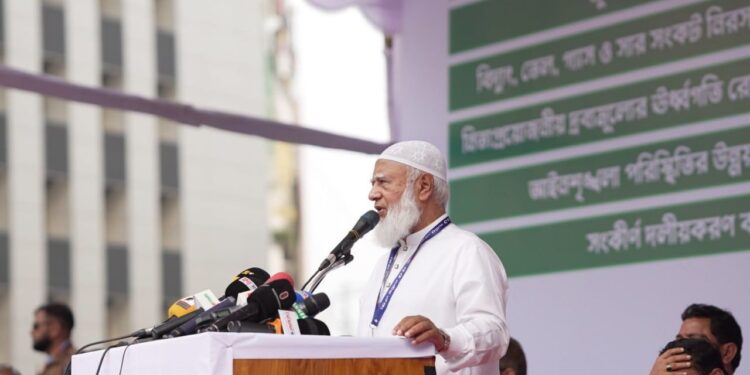 আমরা রাস্তায় নেমেছি ১৮ কোটি মানুষের পক্ষে: জামায়াত আমির