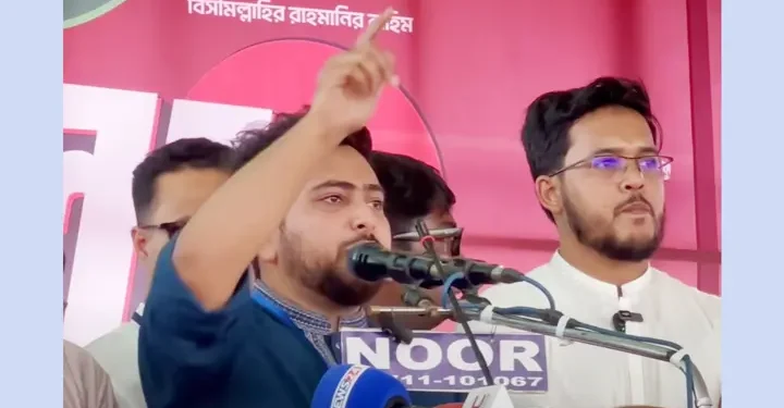 খুব শিগগিরই ঢাকায় লংমার্চের ডাক দেব, ৫ আগস্টের মতো যাবেন: নাহিদ