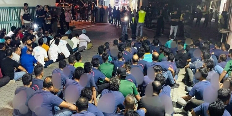 মালয়েশিয়ায় অবৈধ বাংলাদেশিদের কঠোর সতর্কবার্তা দিল হাইকমিশন