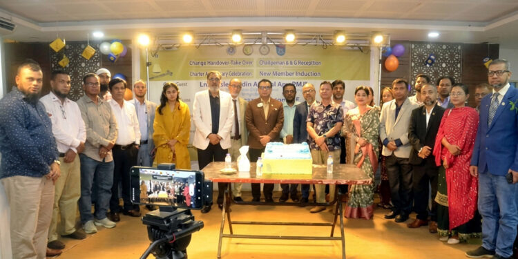 জমকালো আয়োজনে চট্টগ্রাম ইউনাইটেড স্টারস লায়ন্স ও লিও ক্লাবের চার্জ হস্তান্তর সম্পন্ন