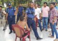 নাটোরে শ্মশান মন্দিরে ভাঙচুরের অভিযোগ, হাতেনাতে হিন্দু কিশোর আটক