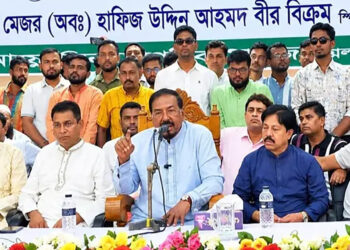 শেখ হাসিনা ছিলেন বিশ্বের সেরা ‘ভিলেন অভিনেত্রী’: মেজর হাফিজ