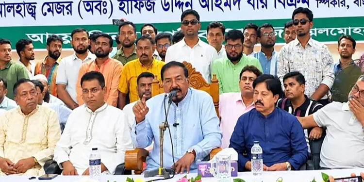 শেখ হাসিনা ছিলেন বিশ্বের সেরা ‘ভিলেন অভিনেত্রী’: মেজর হাফিজ