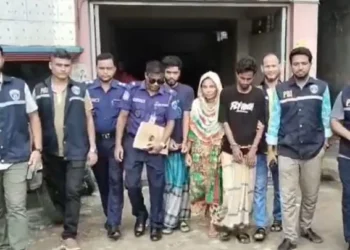 ৫ বছরের প্রেমের পরিণতি: গাজীপুরে সুটকেসে দ্বিখণ্ডিত নারীর লাশ, প্রেমিকের হাতে খুন