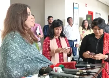 হাইকমিশনার হিসেবে আসাদের নিয়োগে দিল্লির সম্মতি নিয়ে অপেক্ষা করতে বললেন শামা