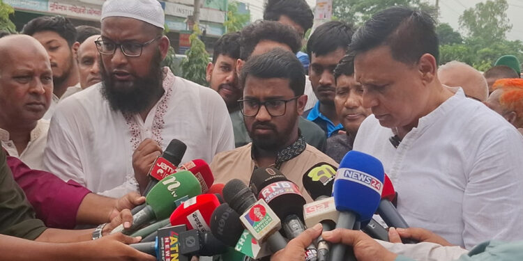 ‘লংমার্চের মাধ্যমে সরকারের বিরুদ্ধে ষড়যন্ত্র করছে জামায়াত’: রাশেদ খাঁন