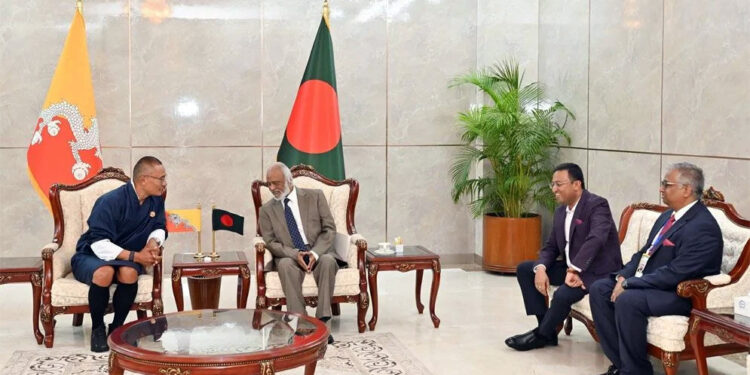 সার্ককে ফের সক্রিয় করতে ভুটানের সহযোগিতা চেয়েছে বাংলাদেশ